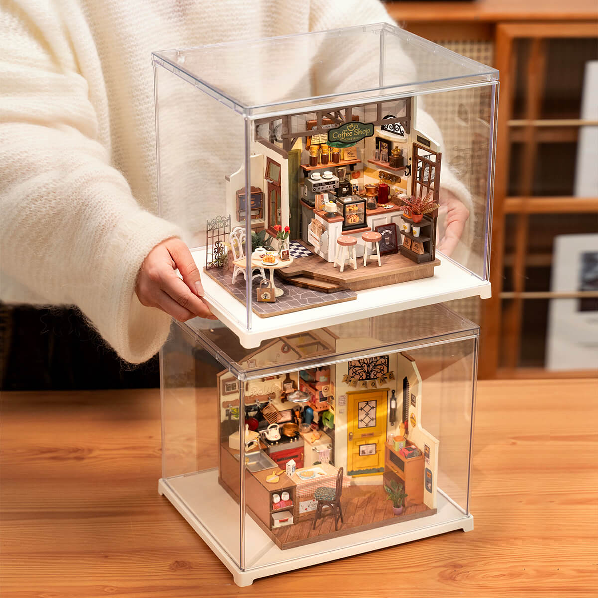 Rolife Miniature House Display Box DF03L