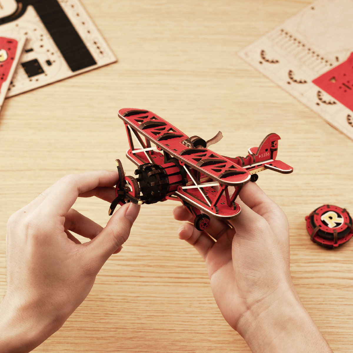 ROKR Sky Captain DIY Pendulum Toy 3D Puzzle MCD01
