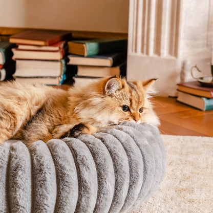 Aspen Fleece Cat & Dog Donut Bed