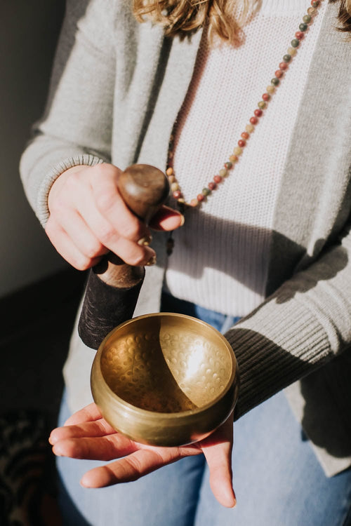 SereniSound™ Singing Bowl-Unleash Calmness and Balance with Every Resonating Note